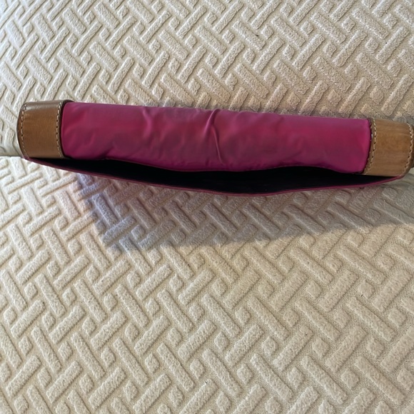 Kaye Spade Wallet - Picture 4 of 8